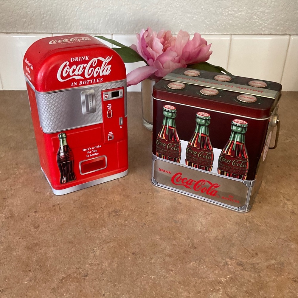 Coca-Cola Vintage Vending Machine and 6-Pack Bottle Carrier Decorative Tins Set